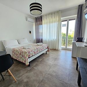 Agora